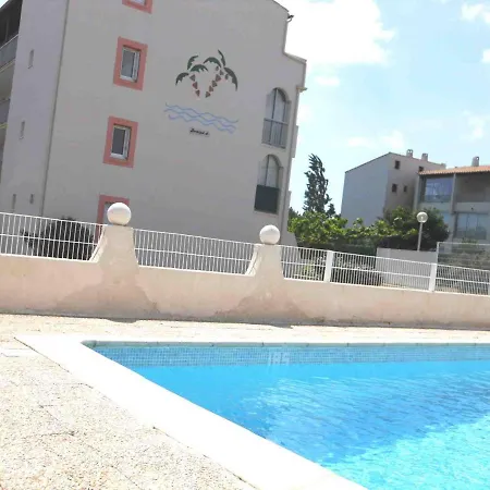 1 Bedroom For 4 Agde